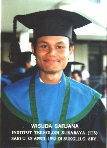sarjana2.jpg (30948 bytes)